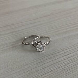 Modern Gents Pear-Cut Halo Ring Set